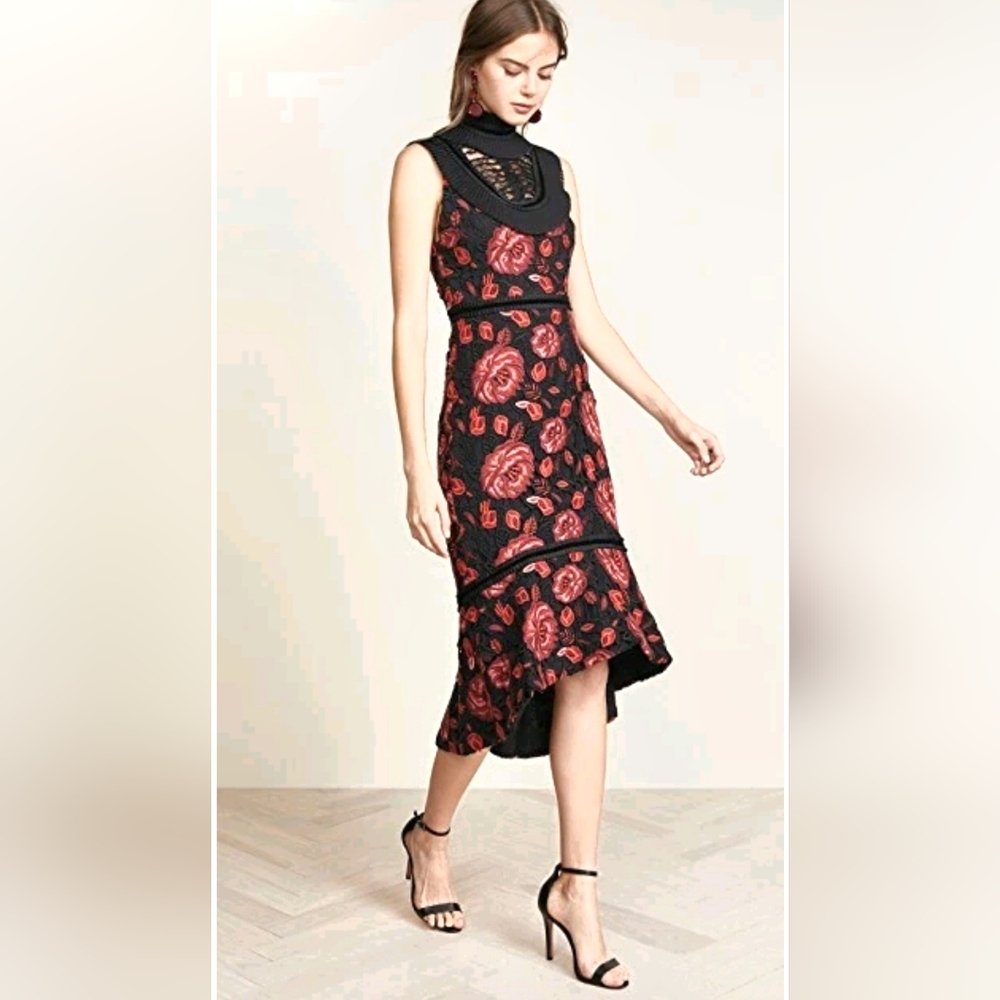 The Alice + Olivia Evelina Lace Rose Mermaid Dress Size 6 - Picture 4 of 16